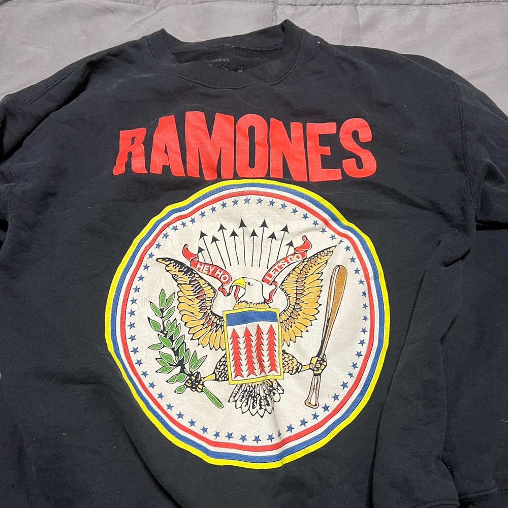 Ramones sweatshirt